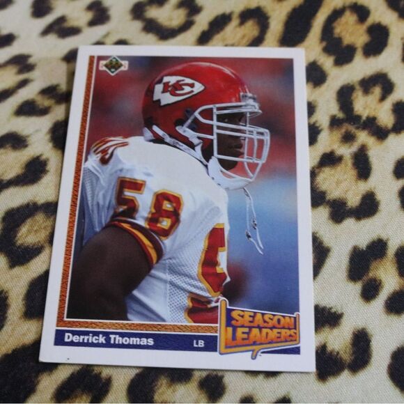 Derrick Thomas #404 Football Card - Picture 1 of 2